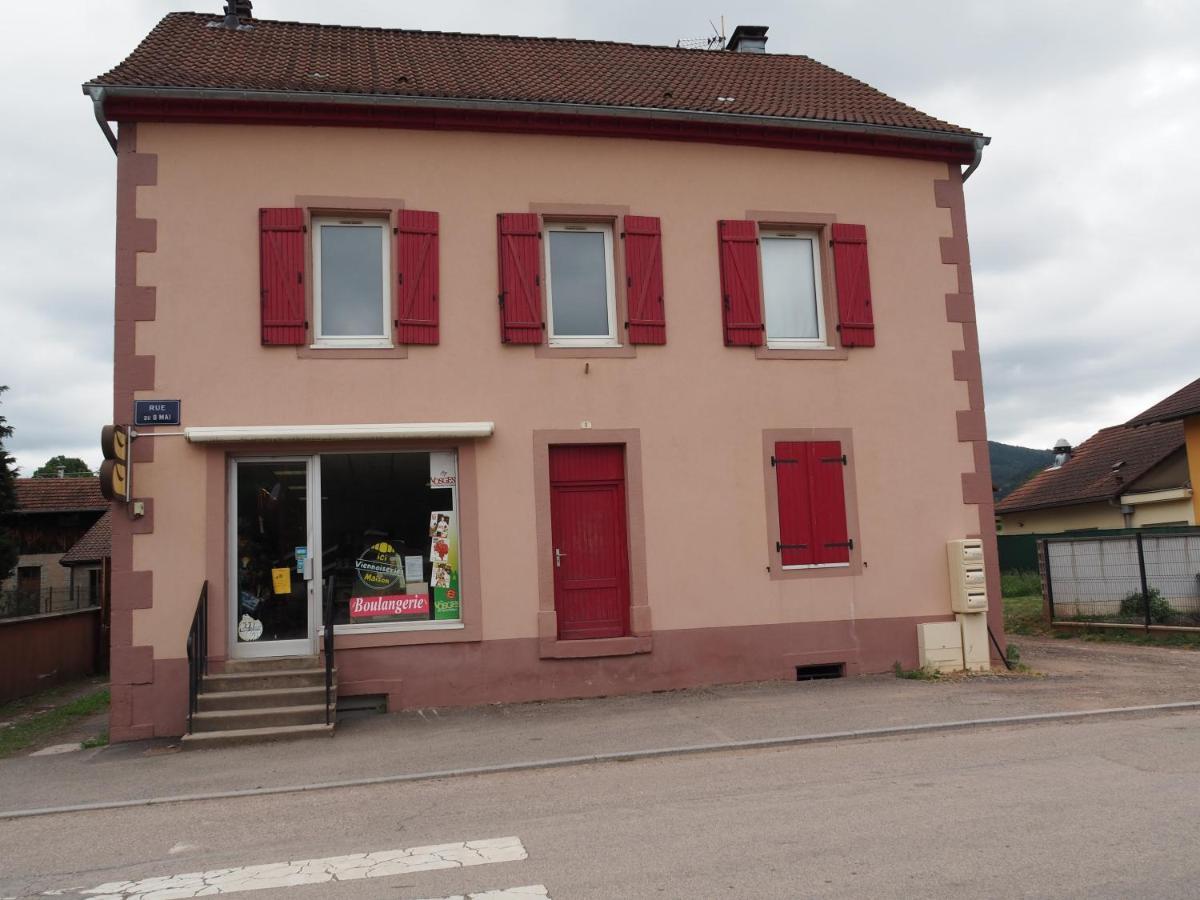 Gîte Le Renouveau avec jacuzzi privatif Laveline Exterior foto