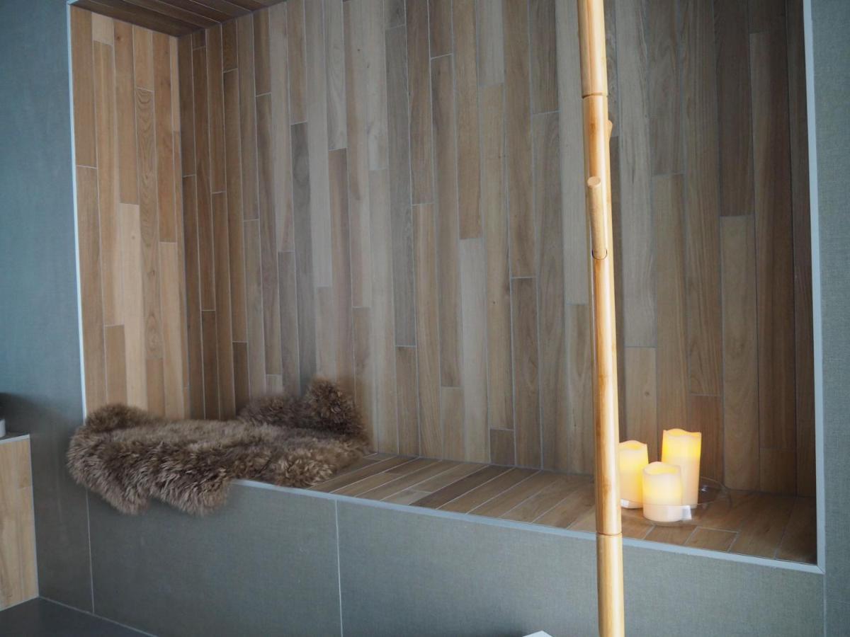 Gîte Le Renouveau avec jacuzzi privatif Laveline Exterior foto