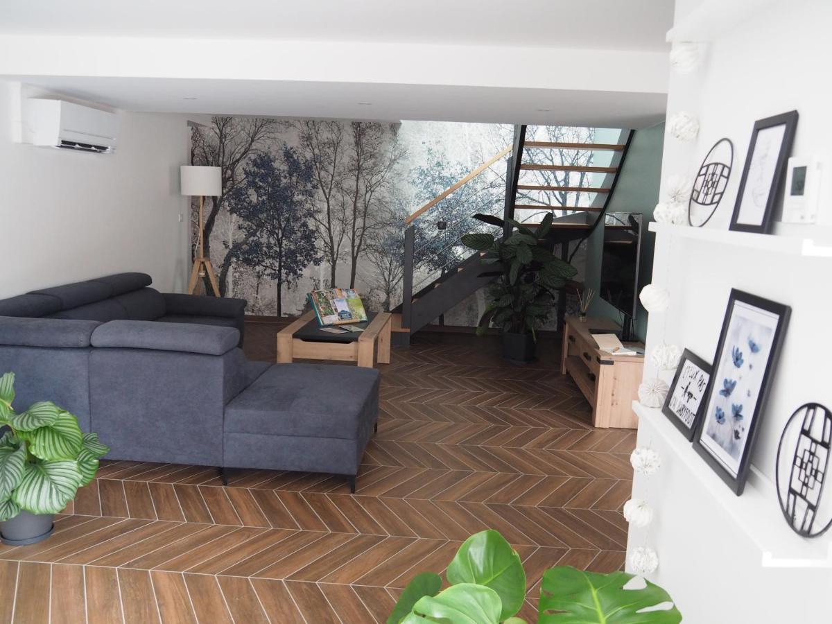 Gîte Le Renouveau avec jacuzzi privatif Laveline Exterior foto