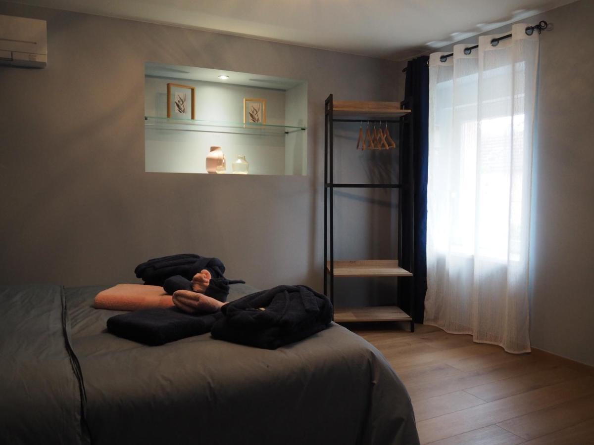 Gîte Le Renouveau avec jacuzzi privatif Laveline Exterior foto